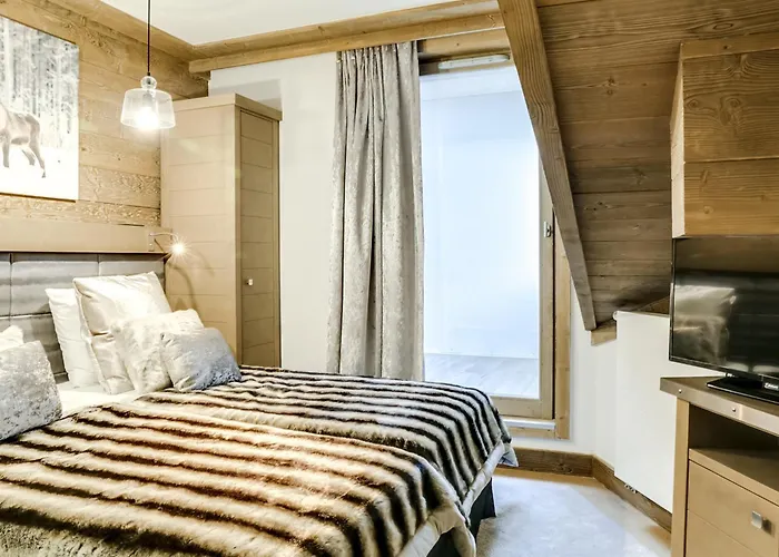 4 Pieces Aux Pistes Avec Parking Et Wifi - Fr-1-562-35 شقة كورشوفيل